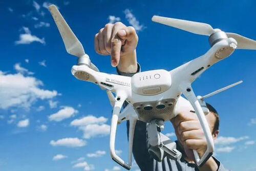 últimas notícias da empresa sobre Esses projetos "inteligentes" em drones revelam a natureza extraordinária das asas da tecnologia