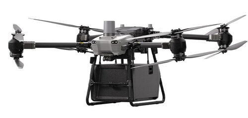 últimas notícias da empresa sobre FC30 drone amarrado para limpeza de parede DJI FlyCart 30 drone amarrado por MYUAV max. Altura de voo 240m